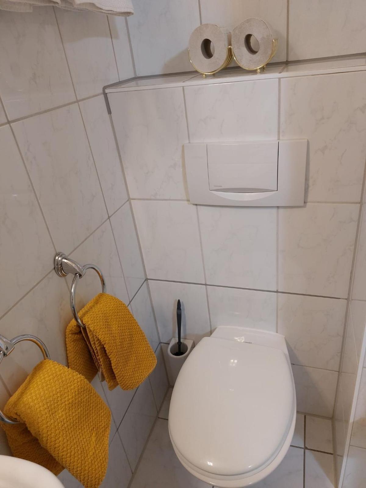 Schwabenstuben Doppelzimmer Meersburg Exterior foto